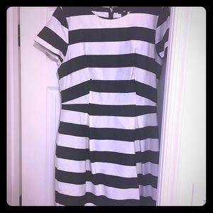 Black and white constructed H &M dress!